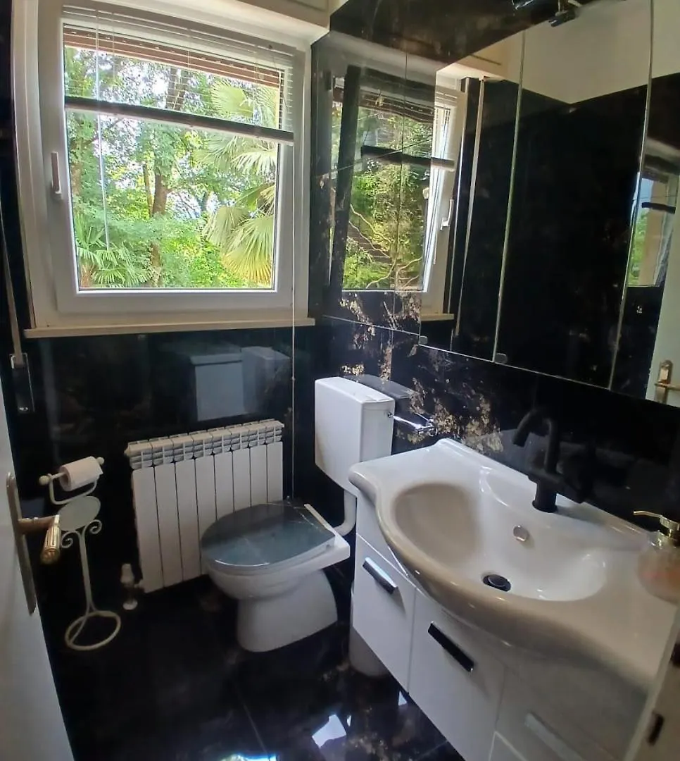 דירות Pino Lago Maggiore Casa Roccia